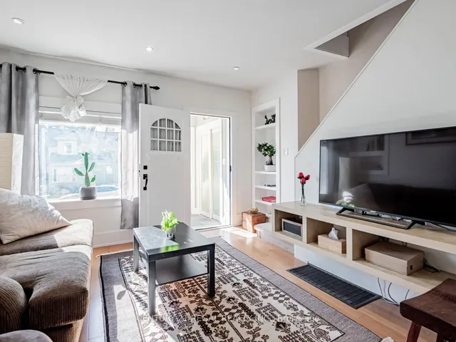 Additional image 8 of 31 Petman Ave