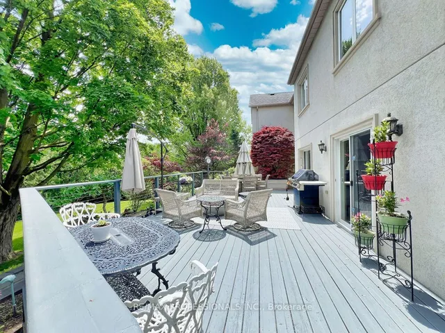 Additional image 38 of 163 Martin Grove Rd