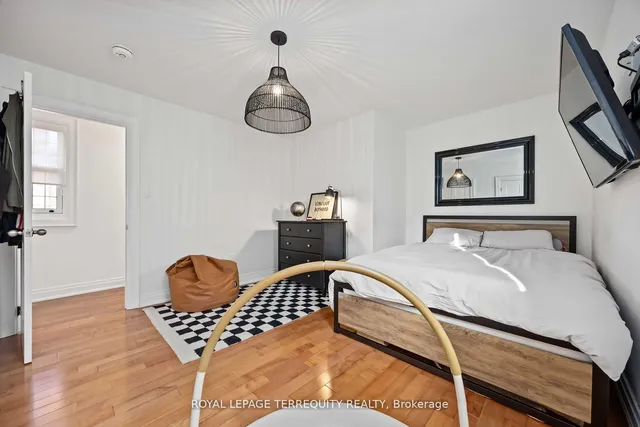 Additional image 21 of 60 Bushey Ave