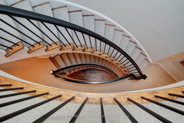 Additional image 22 of 260 Russell Hill Rd Unit 10