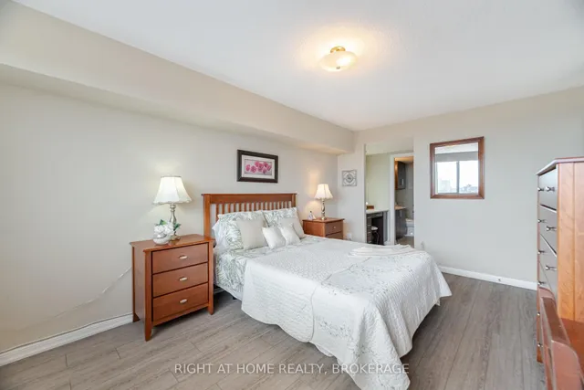 Additional image 23 of 1240 Marlborough Crt Unit 908