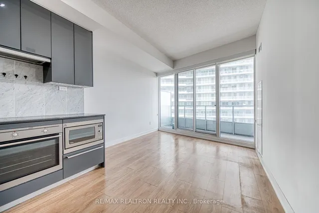 Additional image 8 of 115 Mcmahon Dr Unit 2606