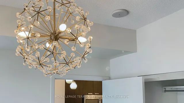 Additional image 20 of 30 Roehampton Ave Unit 1001