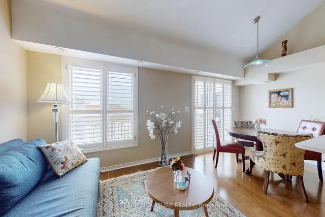 Additional image 5 of 649D Warden Ave Unit 24