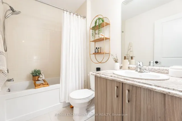 Additional image 34 of 8 Birot Lane