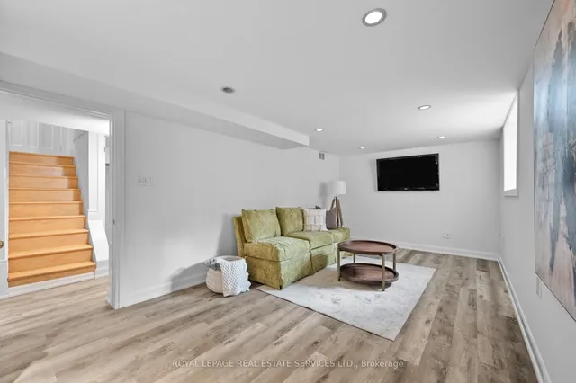 Additional image 24 of 49 Meadowvale Dr