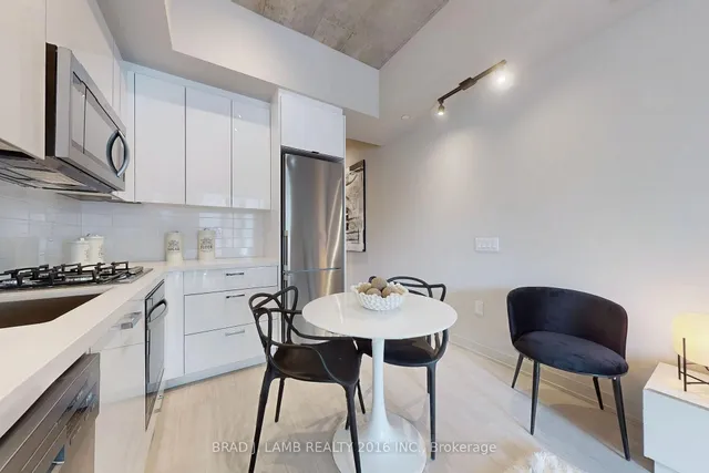 Additional image 14 of 195 McCaul St Unit 710