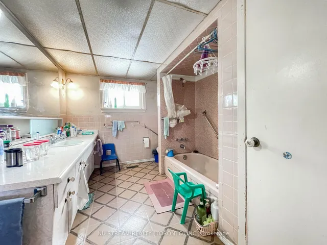 Additional image 37 of 17 Skyridge Rd