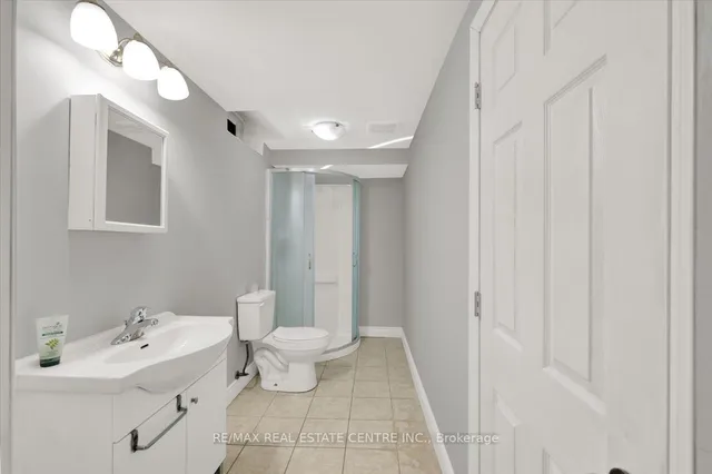 Additional image 38 of 94 IRWIN Ave