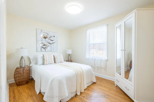 Additional image 27 of 2305 Wagner Cres