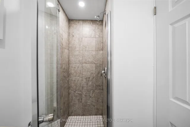 Additional image 15 of 32 Clark St