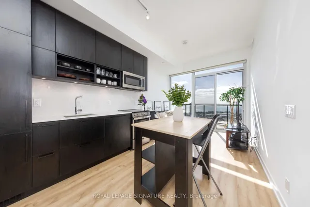 Additional image 2 of 135 East Liberty St Unit PH9