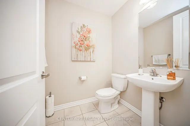 Additional image 42 of 33 Callandar Rd