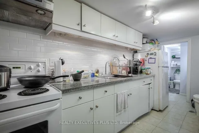 Additional image 17 of 1435 Kingston Rd