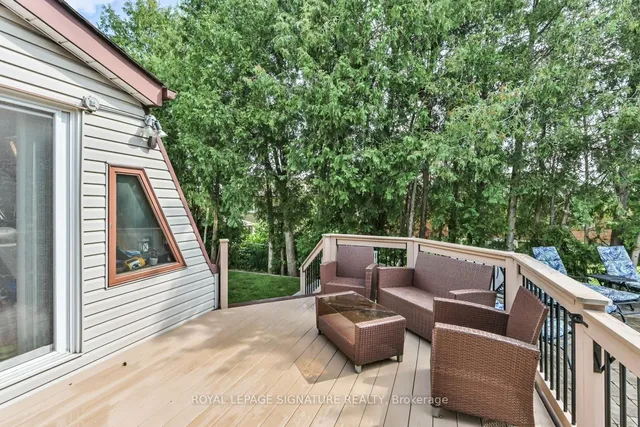 Additional image 29 of 11 Comet Crt