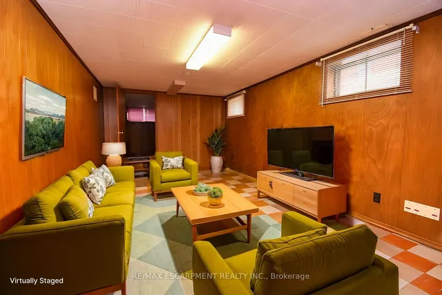 Additional image 27 of 40 SEELEY Ave