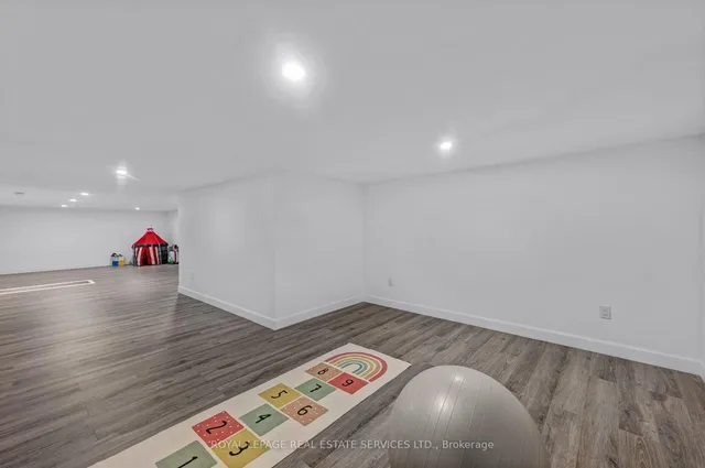 Additional image 34 of 8 Branch Ave