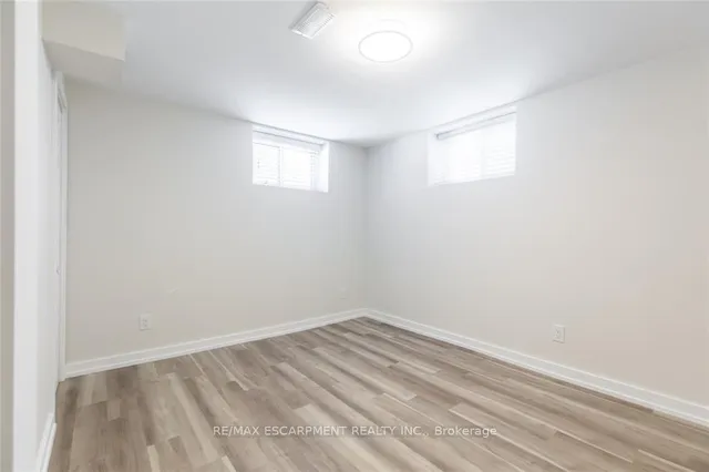 Additional image 31 of 9 WEST 22ND St