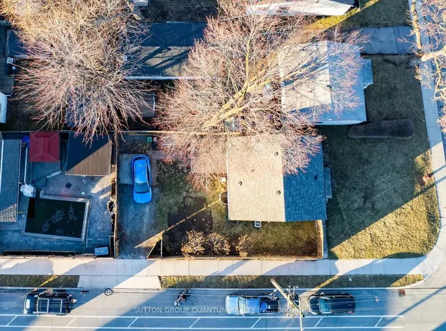 Additional image 33 of 251 Julian Ave