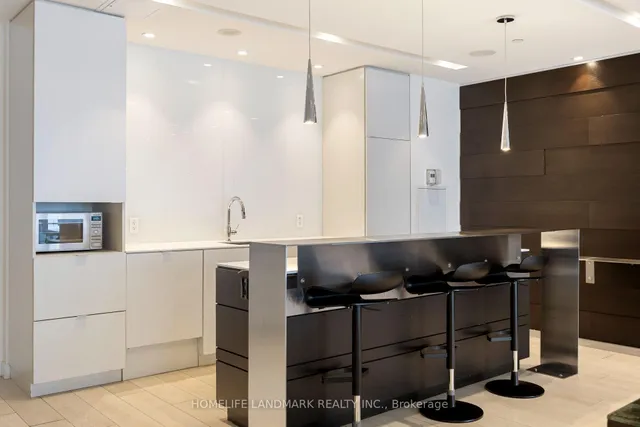 Additional image 15 of 170 Sumach St Unit 1803