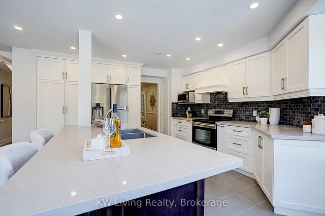 Additional image 14 of 4 Oak Knolls Cres
