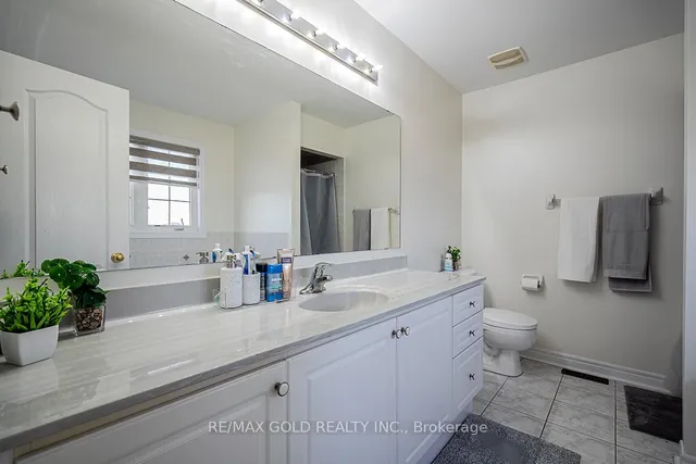 Additional image 24 of 17 Yellow Pine Rd