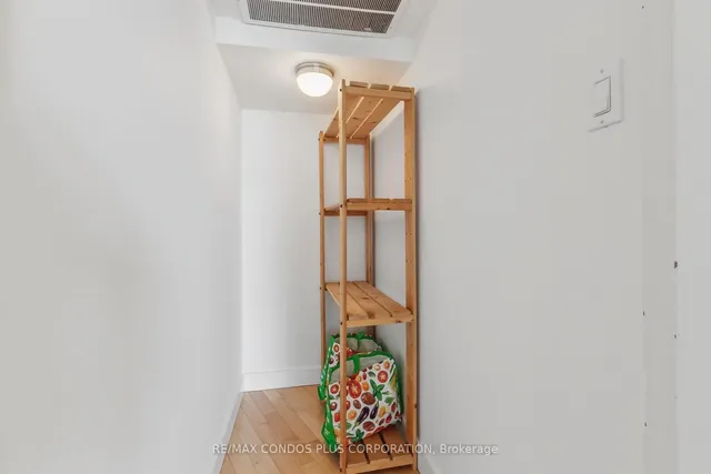 Additional image 23 of 65 HARBOUR Sq Unit 2008