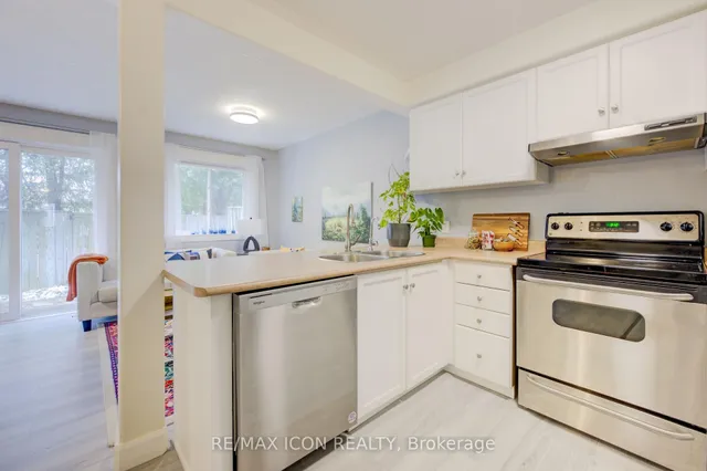 Additional image 3 of 317 Mill St Unit 6