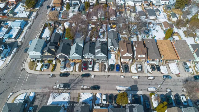 Additional image 30 of 174 East 24th St