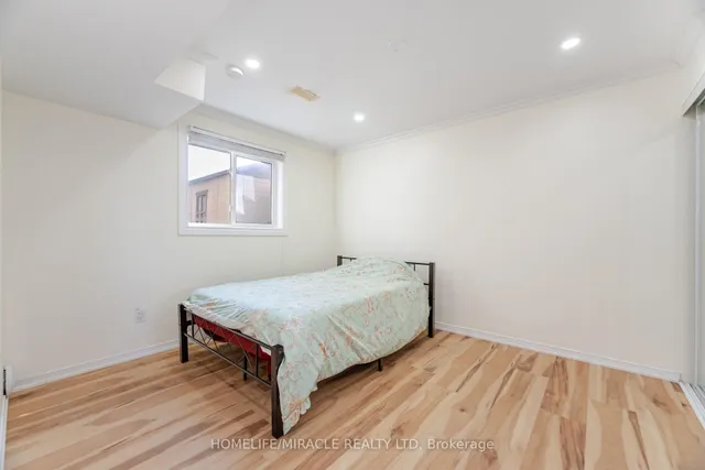 Additional image 43 of 35 Bay Crest Dr