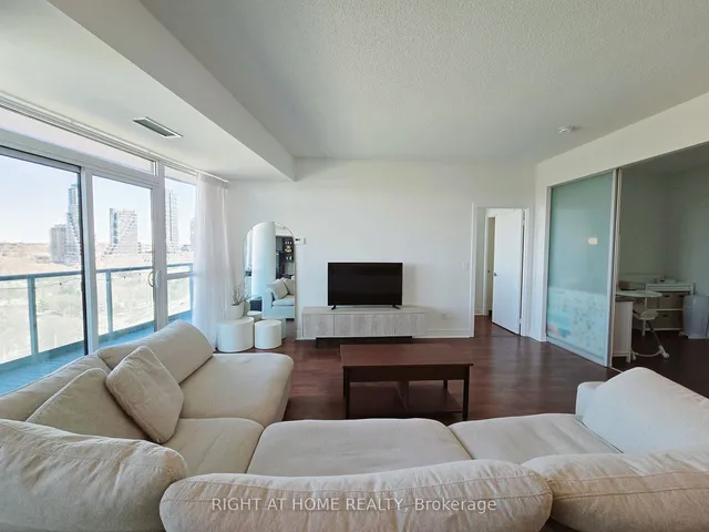Additional image 9 of 35 Brian Peck Cres Unit 1005