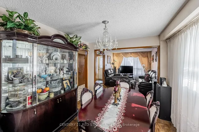 Additional image 10 of 151 Cabernet Circ