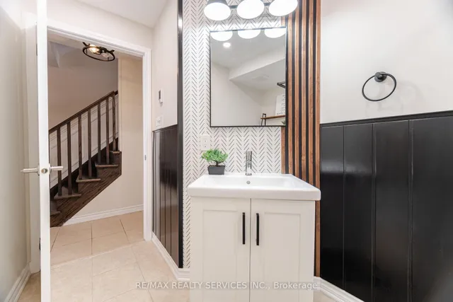 Additional image 9 of 14 Allium Rd