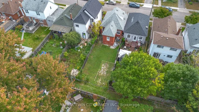 Additional image 29 of 157 Weir St