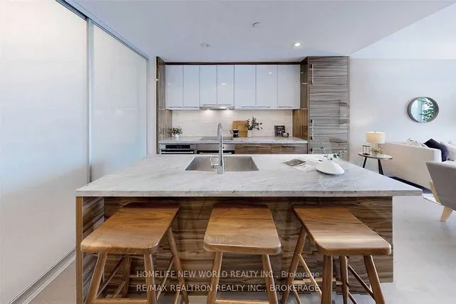 Additional image 10 of 488 University Ave Unit 3101