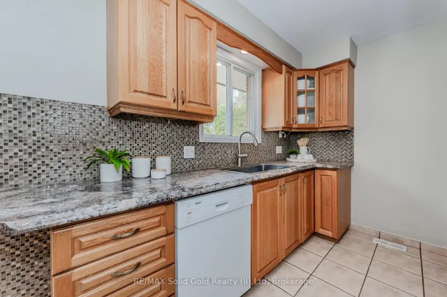 Additional image 16 of 268 Westwood Dr