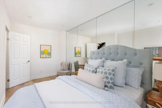 Additional image 21 of 144 Barton Ave