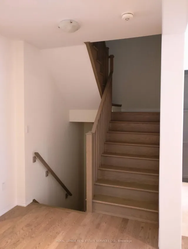 Additional image 10 of 142 Beaveridge Ave