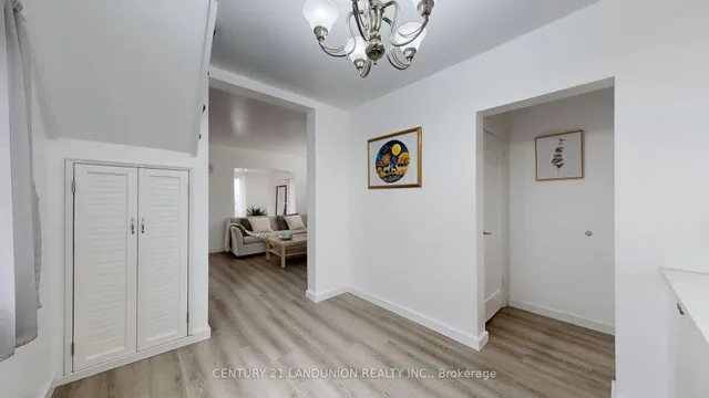 Additional image 11 of 343 Kipling Ave