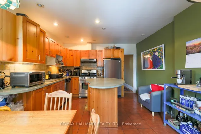 Additional image 28 of 129 Brunswick Ave