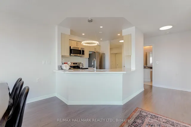 Additional image 12 of 935 Sheppard Ave Unit 706