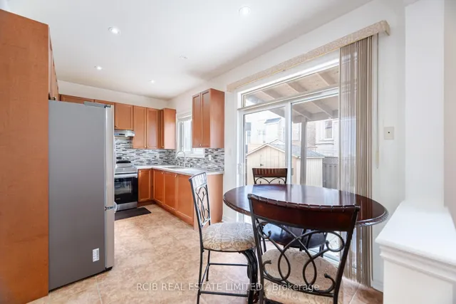 Additional image 10 of 22 Robitaille Dr