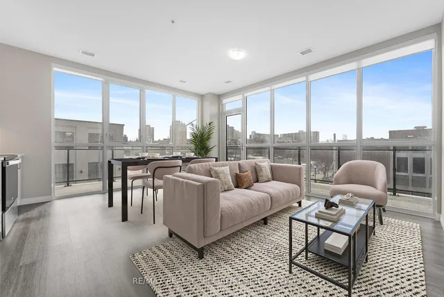 Additional image 5 of 60 Charles St W St Unit 308