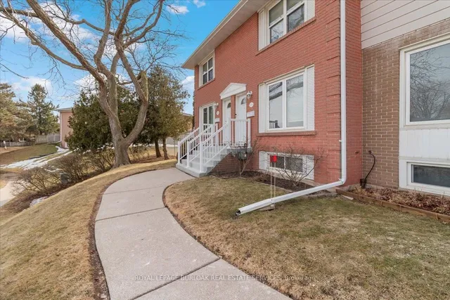 Additional image 3 of 2101A Meadowbrook Dr