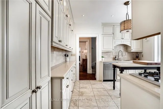 Additional image 13 of 7 St. James Pl