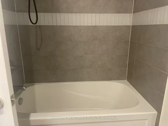 Additional image 11 of 99 John St Unit 2302