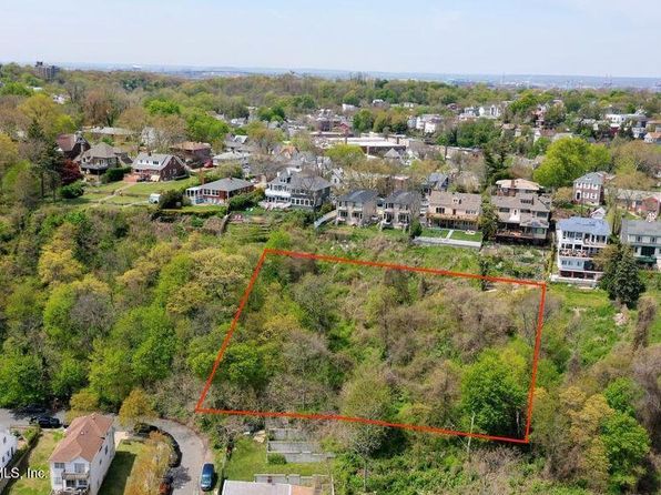 0 Pavillion Hill Ter, Staten Island, NY 10301