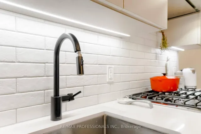 Additional image 13 of 2118 Bloor St Unit 508