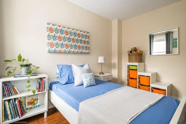 Additional image 28 of 14 Webber St