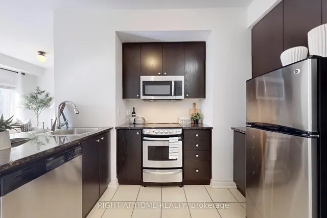 Additional image 12 of 15 Coneflower Cres Unit 234